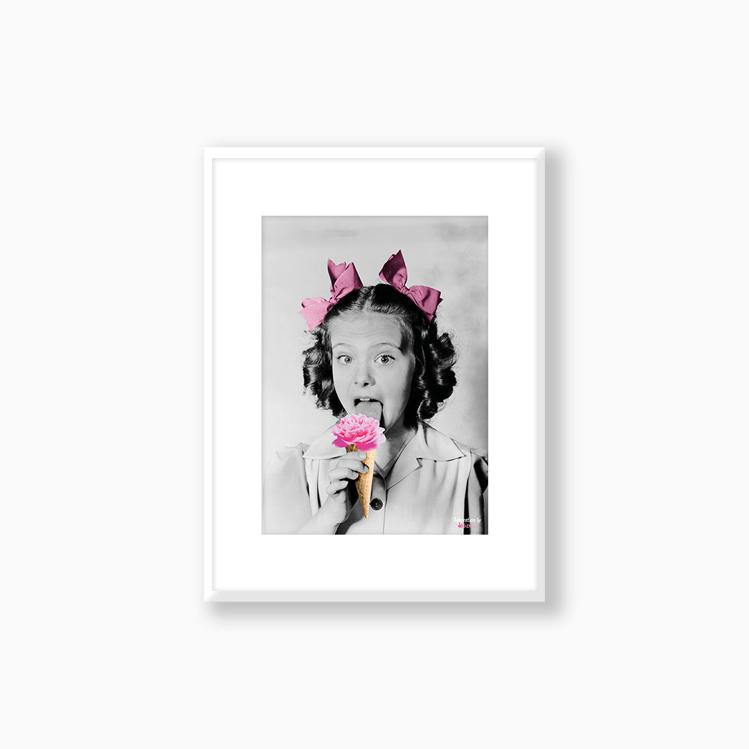 Lámina emocional decorativa admiración niña y helado.