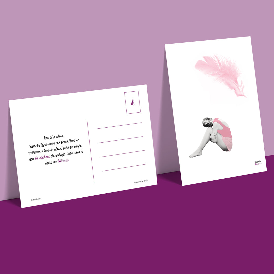 Plato emocional decorativo calma pluma rosa.